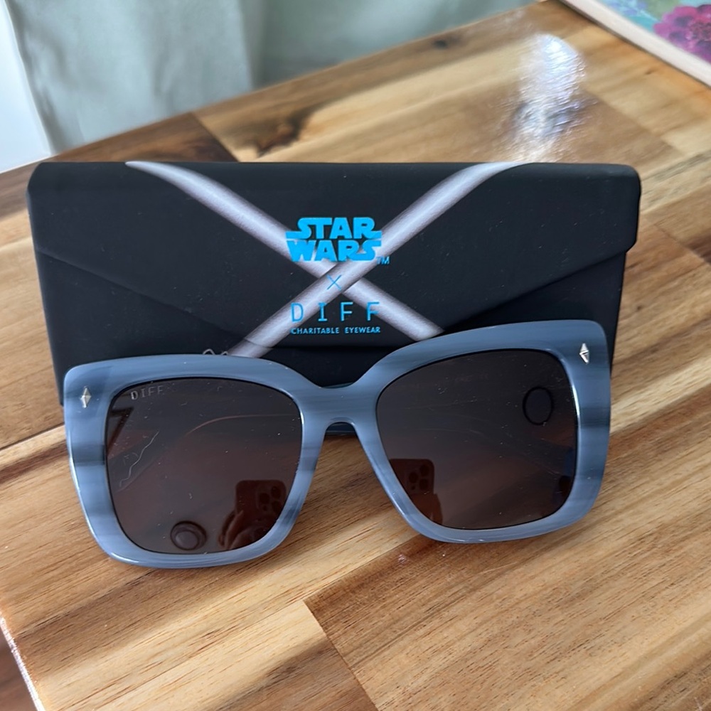 DIFF Star Wars Ahsoka Sunglasses